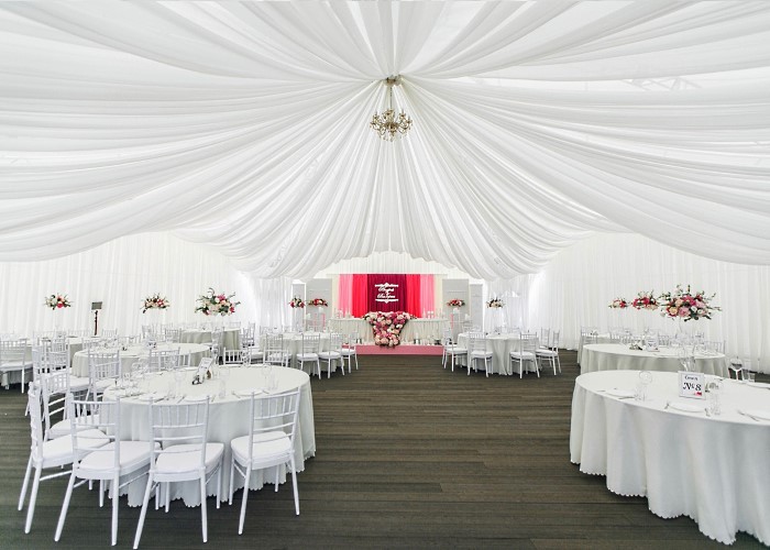 Свадьба в арочном шатре Apart Hotel Линкер Парк вместимостью до 100 чел. проводится с 15 мая по 15 сентября