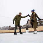 Катание на коньках – большой каток в Линкер Парк пользуется большой популярностью у гостей в зимнее время, фото 11