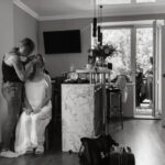 Подготовка невесты к выходу в номере полулюкс на свадьбе Антона и Лены в Apart Hotel «Линкер Парк», фото 2